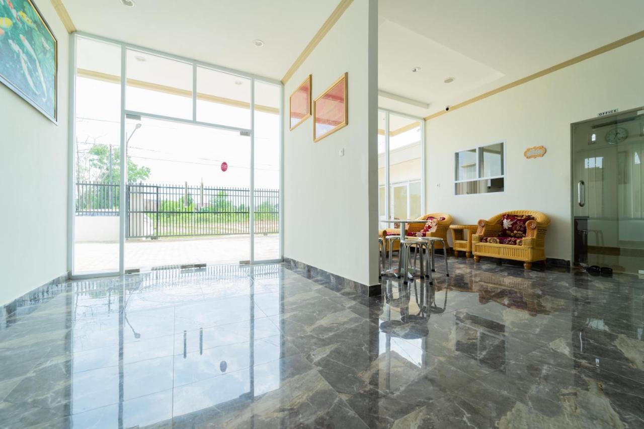 Reddoorz Near Griya Agung Palembang Hotell Talang Kelapa Eksteriør bilde